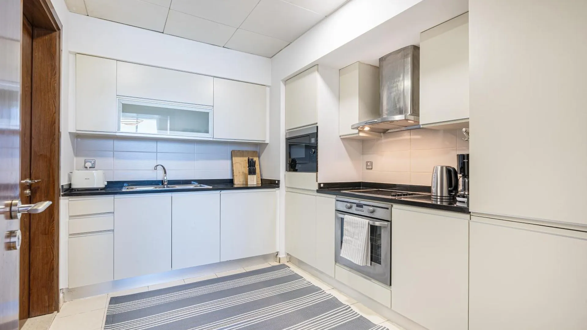 Palm Home Next To Nakheel Mall With Private Beach Dubai 0*,  United Arab Emirates