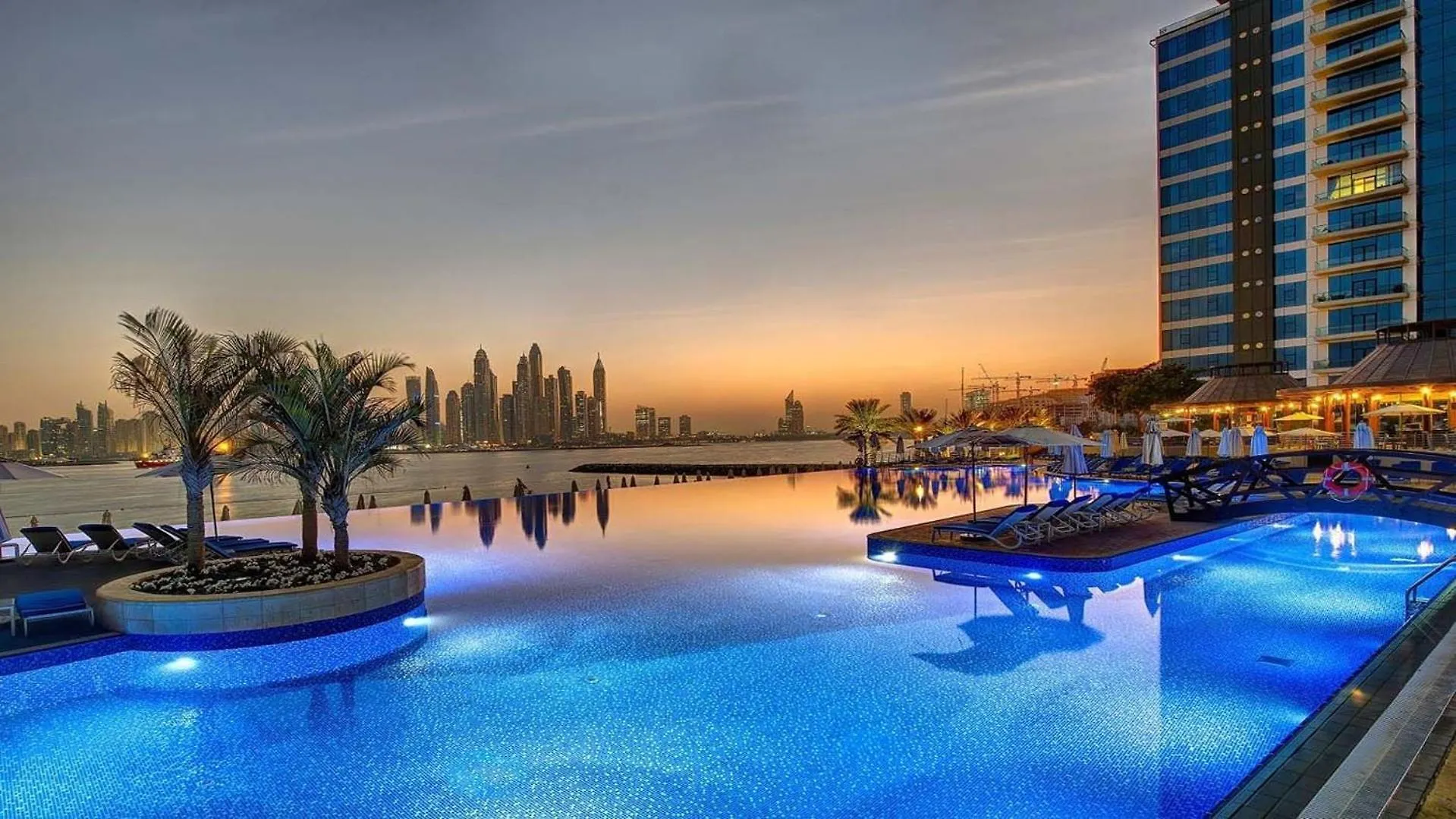 Palm Home Next To Nakheel Mall With Private Beach Dubai 0*,  United Arab Emirates